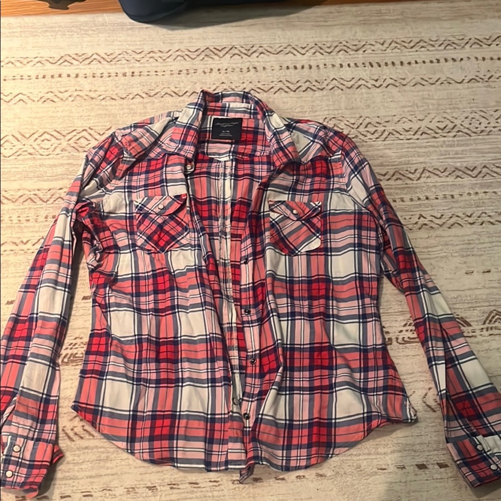 American Eagle Red and Blue Plaid Button-Up Shirt
